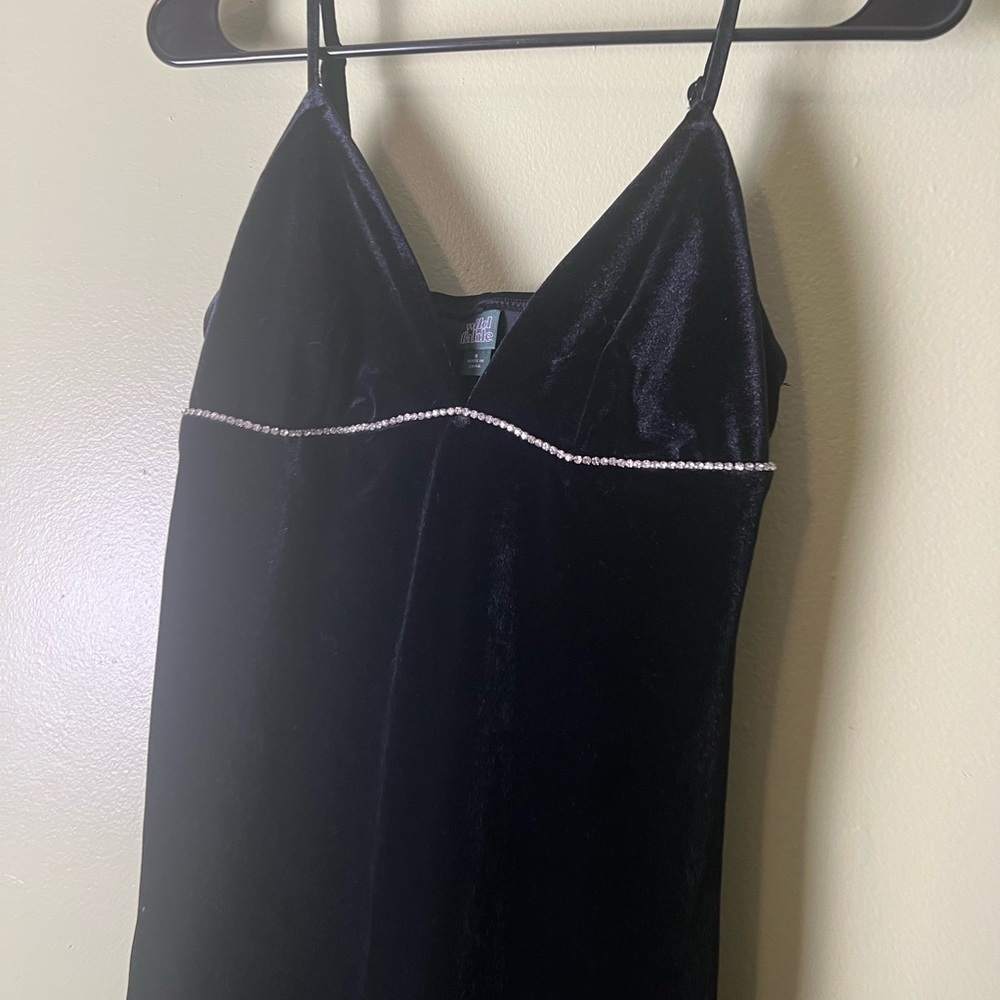 Wild fable Elegant Black Velvet Slip Dress - Picture 4 of 7
